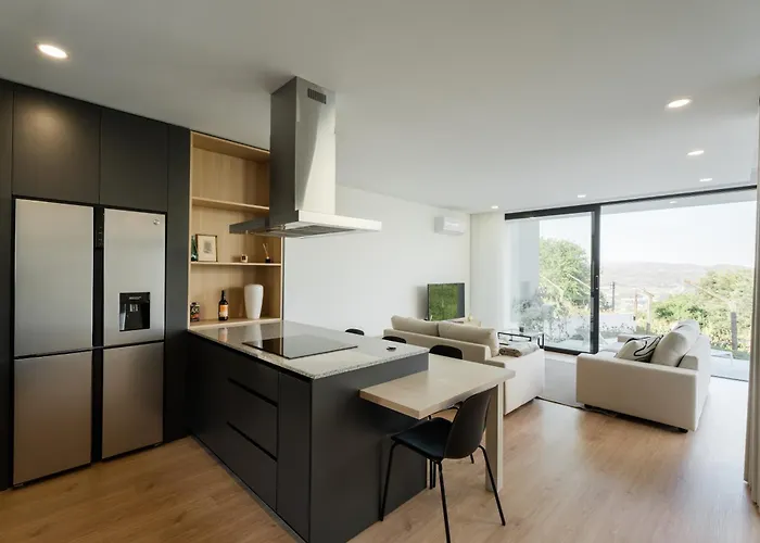 Villa Douro Village - Private Pool - By Rowdhouses Pacos de Gaiolo